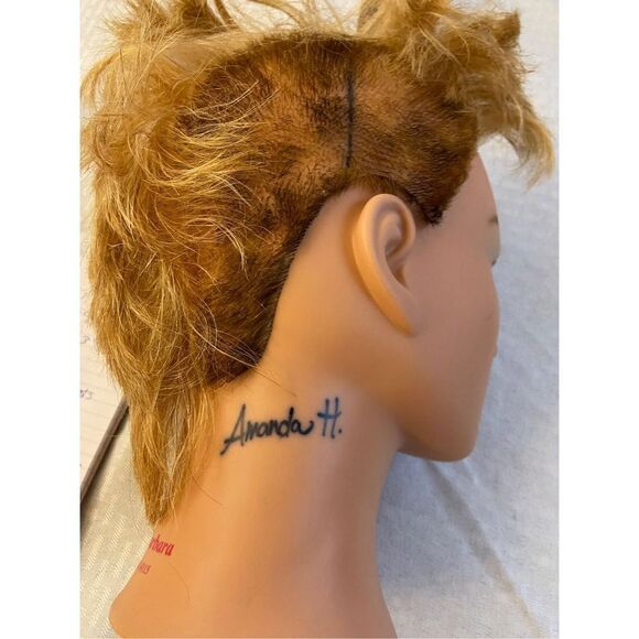 Miss Barbara mannequin head blond - Picture 5 of 7